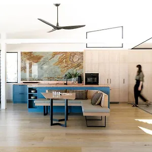  Holiday home Elegant House & Whale Watching Gem Australia